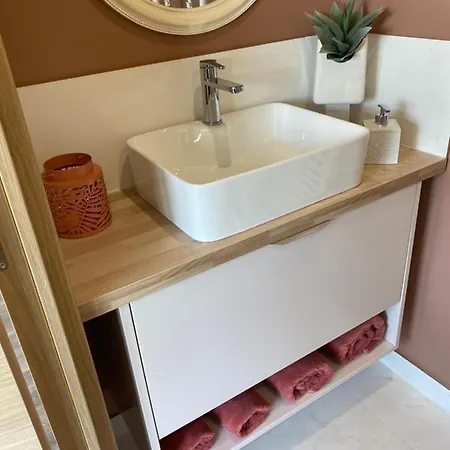 Δωμάτια σε οικογενειακή κατοικία Atelier De Tony Et Marie *